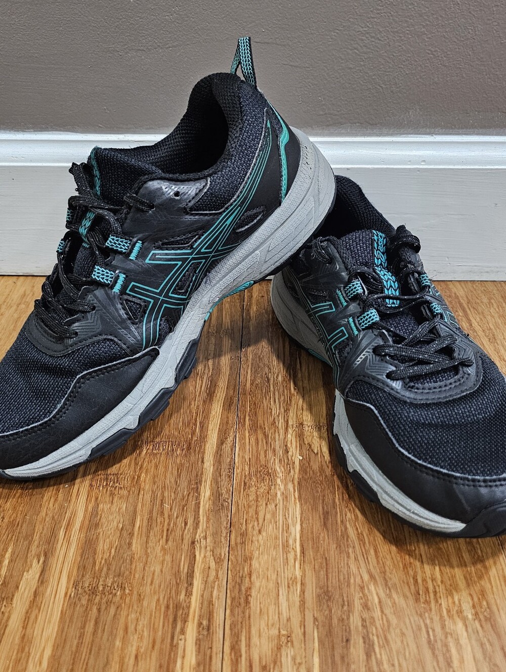 ASICS GEL-Venture 8 Womens Trail Running Shoes Black Teal Size 7 1012B230